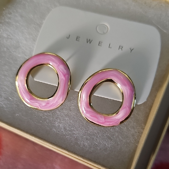 Chic Pink and Gold Post Earrings - Picture 3 of 3